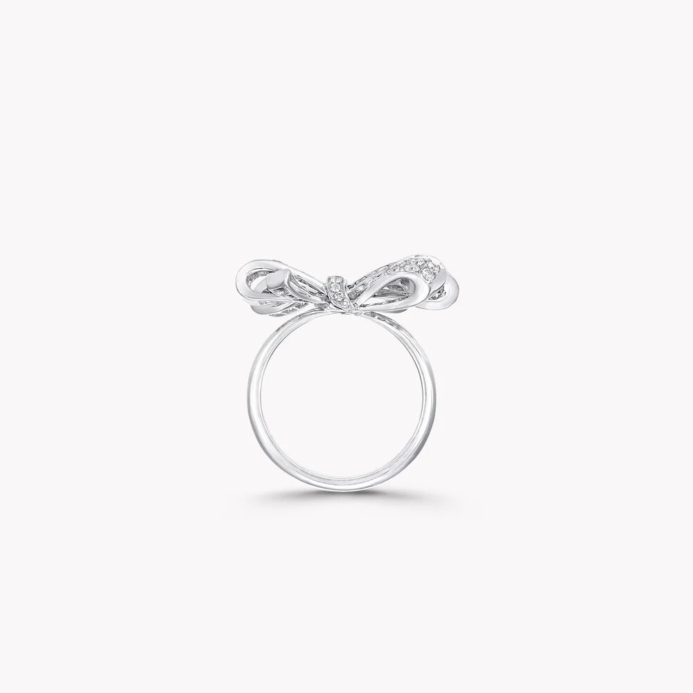 Tilda’s Bow Classic Diamond Ring
